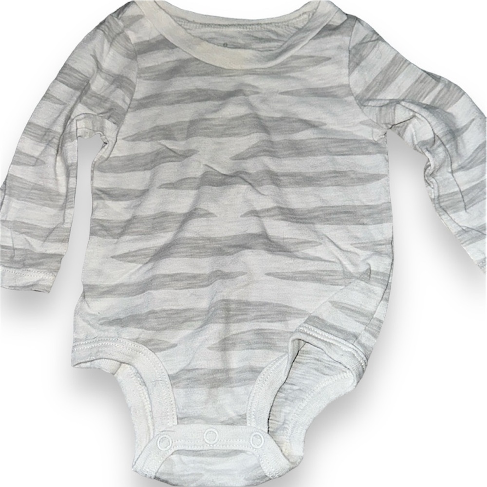 Lullaby Lightweight onesie